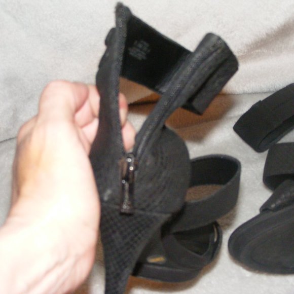 Jessica Simpson Ankle Heels - Picture 10 of 11